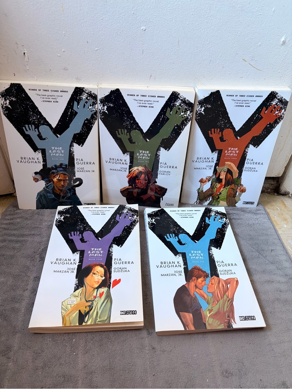 The Last Man Graphic Novel Paperback Set - White Covers